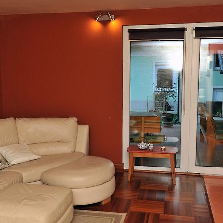 Apartment Silec シュマリェ・プリ・イェルシャフ エクステリア 写真